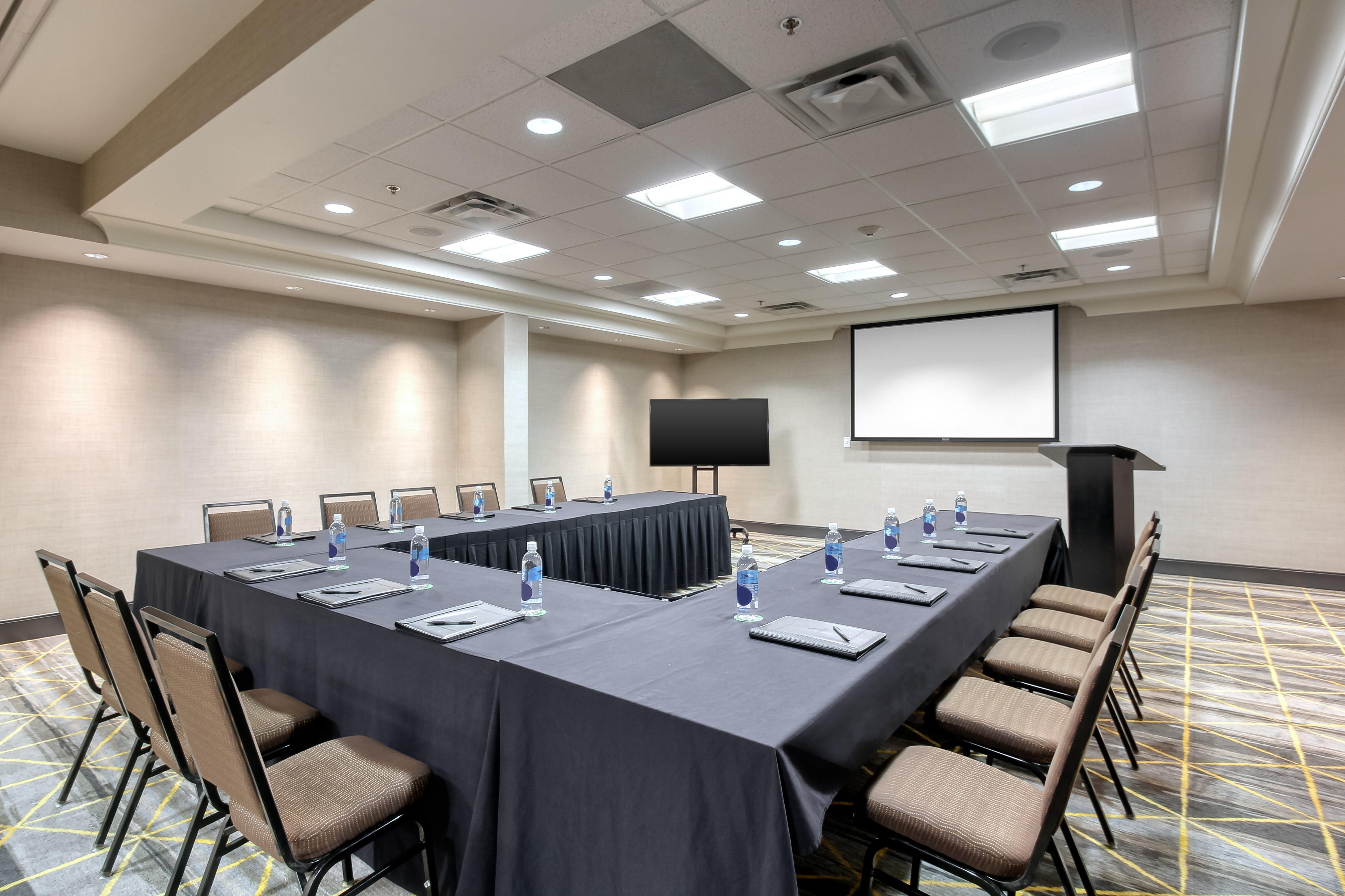 Holiday Inn & Suites Atlanta Airport North By Ihg College Park Luaran gambar